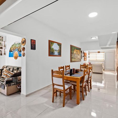 Demetris Apartment Meneou 外观 照片