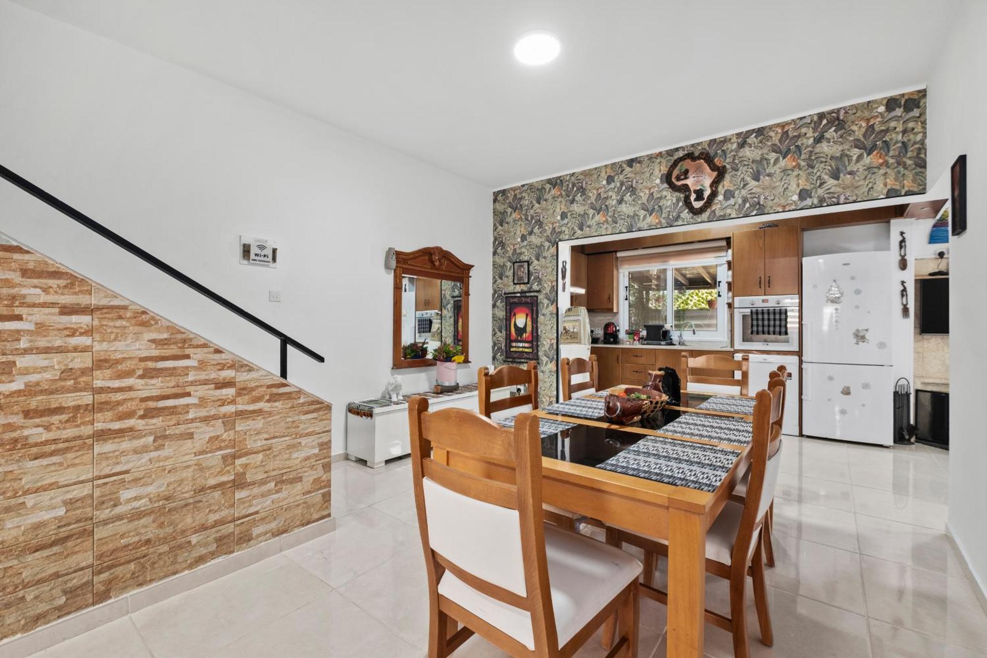 Demetris Apartment Meneou 外观 照片